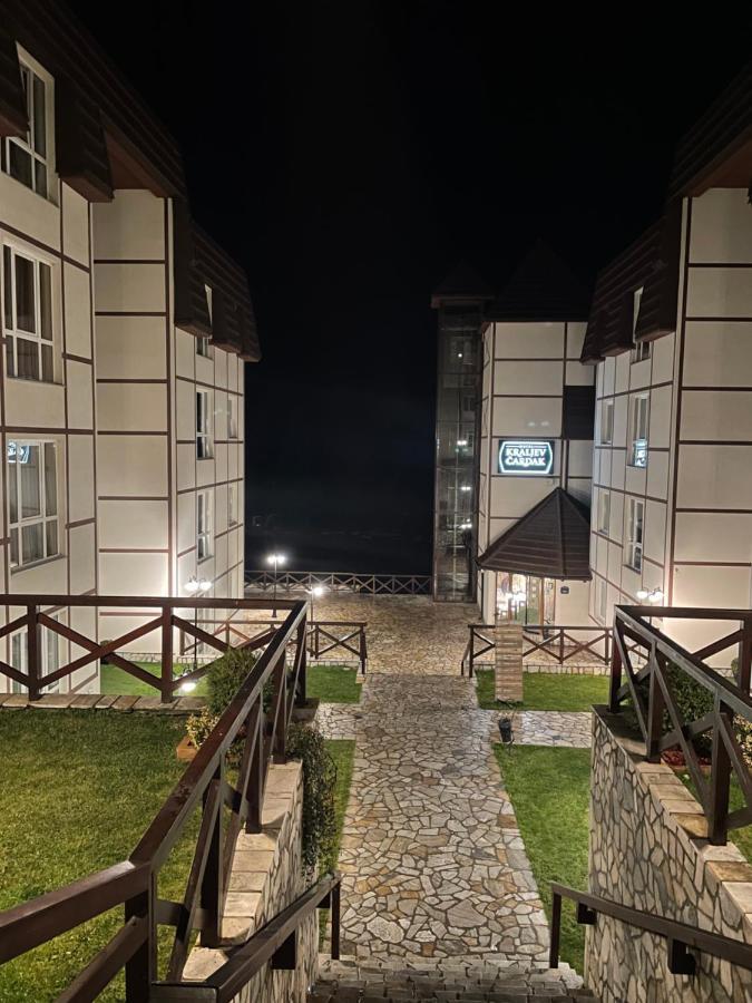 Apartman 33 Kraljevi Cardaci كوباونيك المظهر الخارجي الصورة