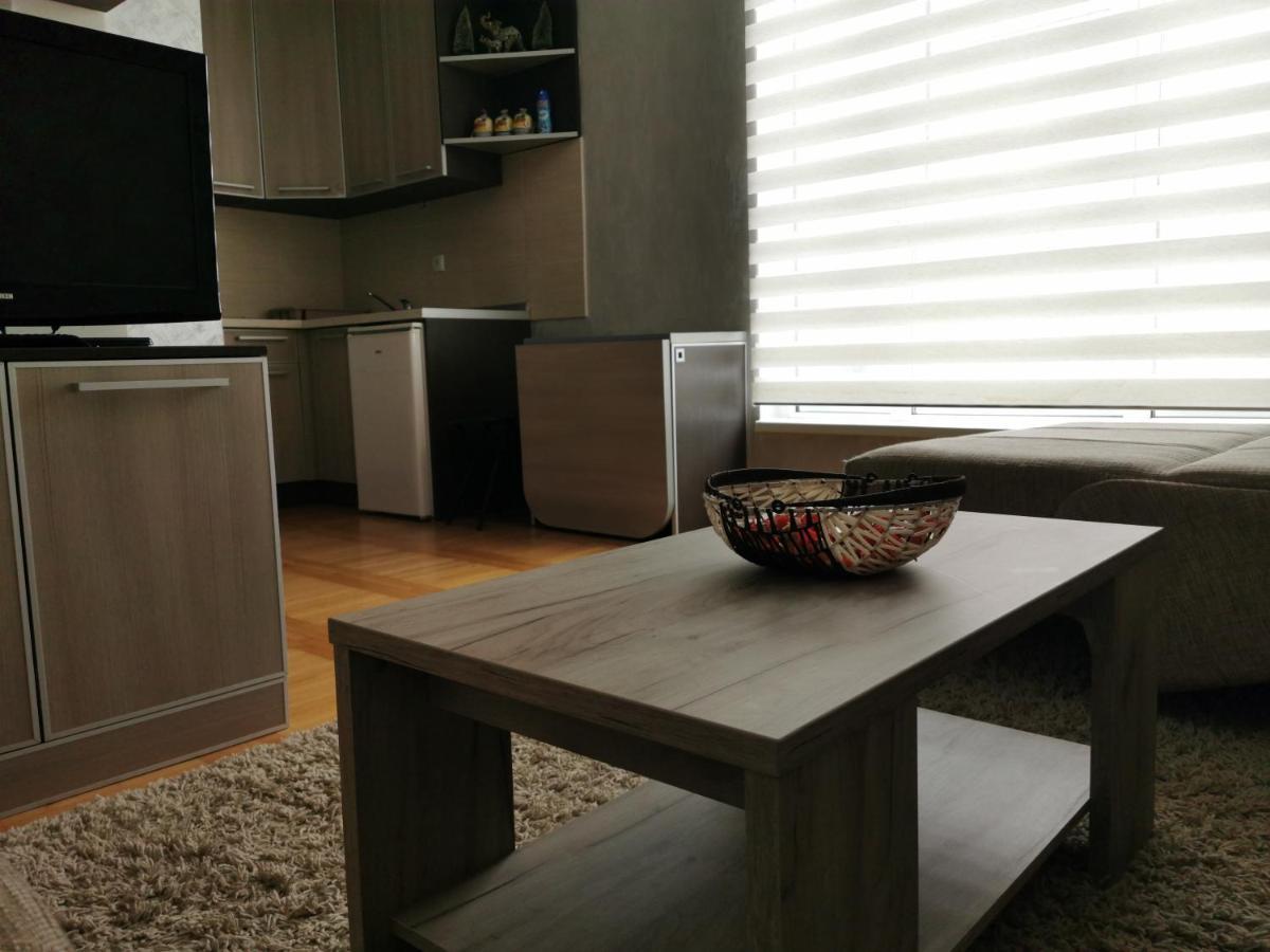 Apartman 33 Kraljevi Cardaci كوباونيك المظهر الخارجي الصورة